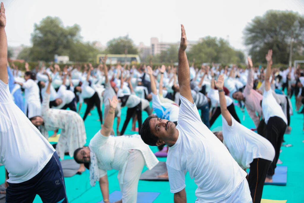 Parul University Promotes "Yoga for Vasudhaiva Kutumbakum" on ...